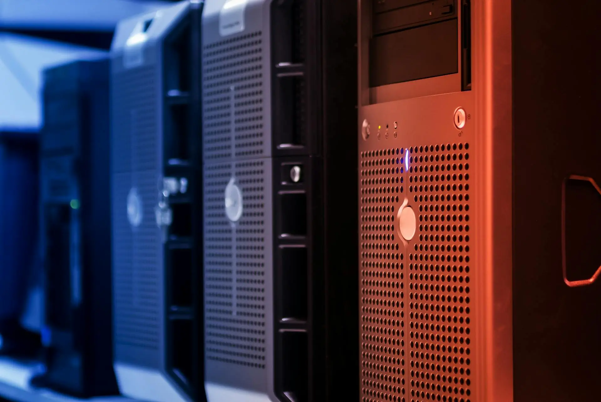 Najlepsze firmy IT w Polsce – komputery PC w biurze